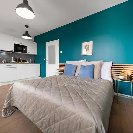 Cavallo Romantic Penthouse Studio City Center